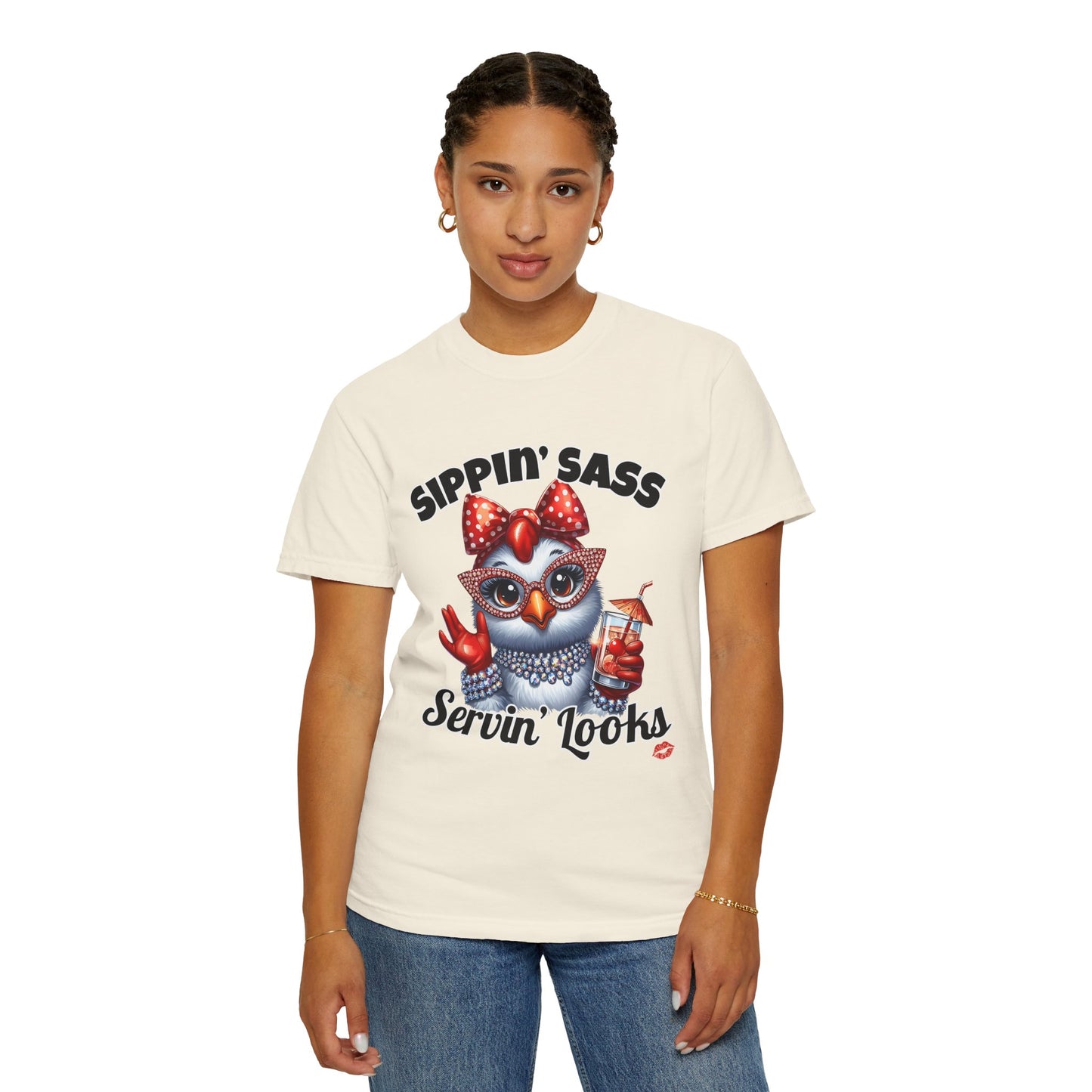 Sippin’ Sass, Servin’ Looks – Funny Retro Chicken Graphic Tee