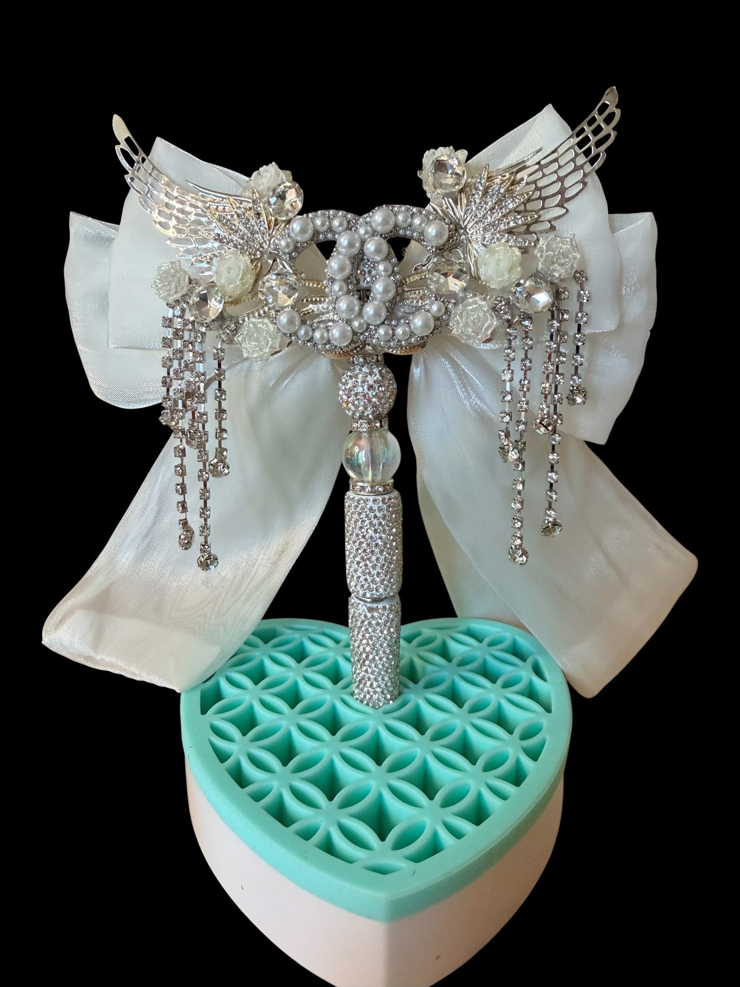 Designer-Inspired Pearl Angel Wing Statement Pen